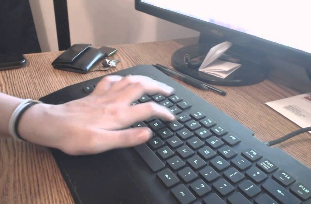 High Quality One hand typing JPP Blank Meme Template