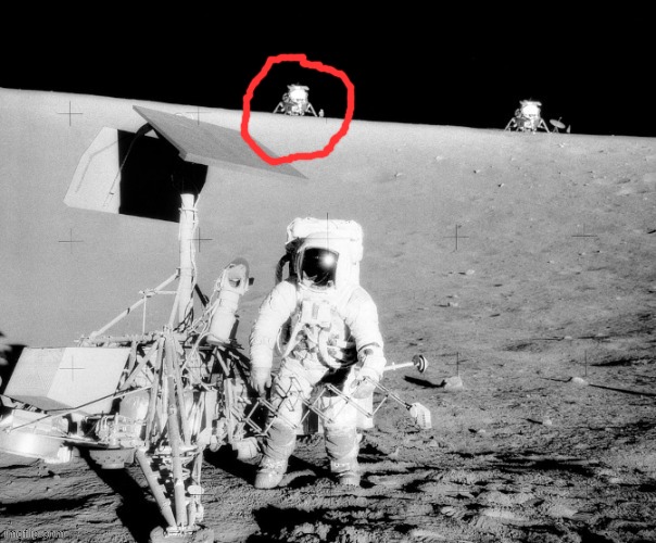 Hell naw, why Apooloo Twlf haf vizitorr?? | made w/ Imgflip meme maker