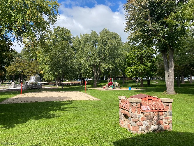 Swan Park | made w/ Imgflip meme maker