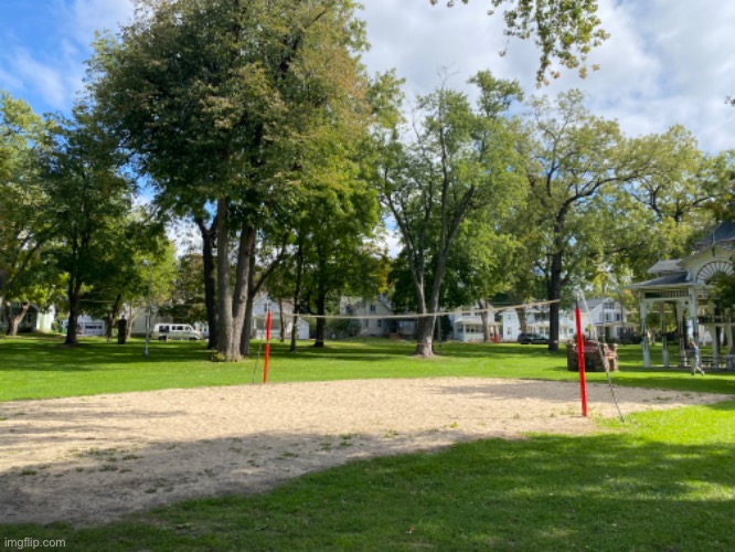 Swan Park | made w/ Imgflip meme maker