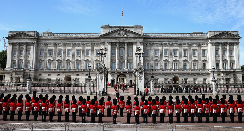 Buckingham Palace | image tagged in buckingham palace | made w/ Imgflip meme maker