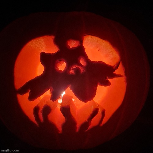 The bottom didn't really come out right but ¯\_(ツ)_/¯ | image tagged in pumpkin,pokemon,halloween,why are you reading this | made w/ Imgflip meme maker