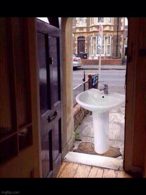 every time i see the ''let that sink'' in meme | image tagged in every time i see the ''let that sink'' in meme | made w/ Imgflip meme maker