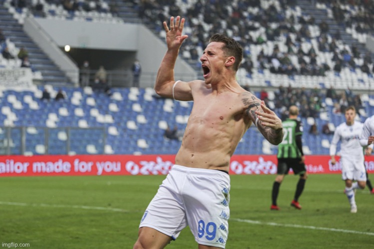 Me When Lorena Banting Dies: | image tagged in empoli player takes shirt off | made w/ Imgflip meme maker
