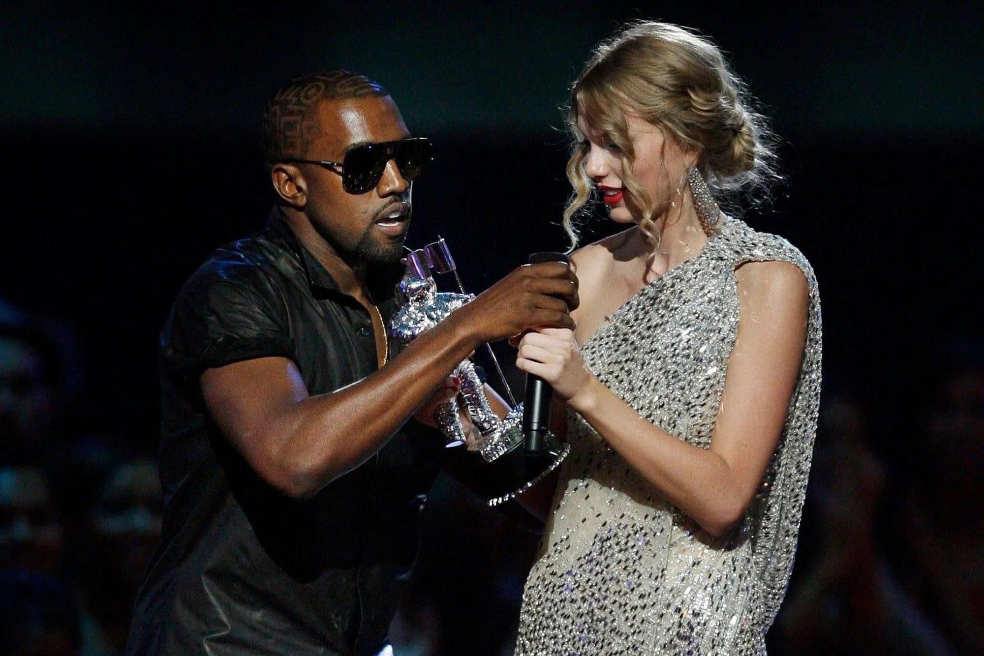 Kanye West snatches microphone from Taylor Swift Blank Meme Template