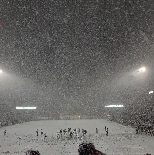 Me at a snowy football game: | image tagged in football,photos,wow,snow | made w/ Imgflip meme maker