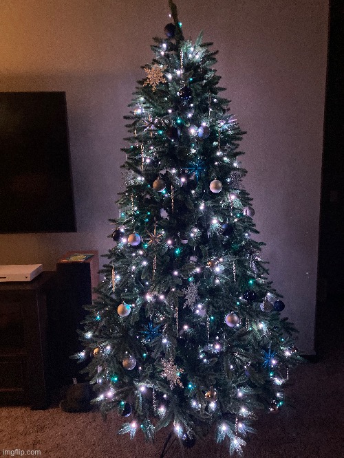 My christmas tree | image tagged in christmas | made w/ Imgflip meme maker