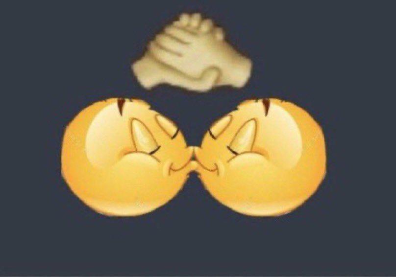 High Quality Emoji kiss Blank Meme Template