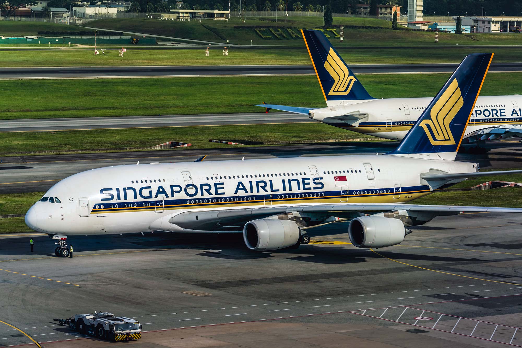 Singapore Airlines plane Blank Meme Template