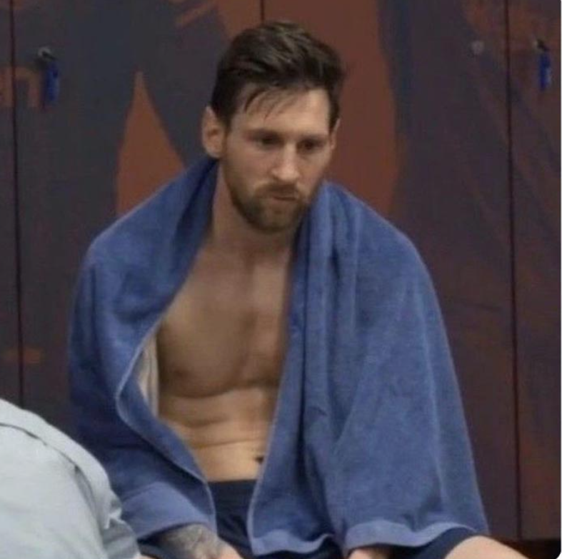 Messi towel Blank Meme Template