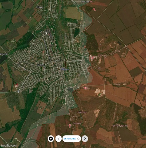 5/1/2023 Russia has established a foothold in Bakhmut. Source: https://deepstatemap.live/en#14/48.5903/38.0231 | image tagged in ukraine | made w/ Imgflip meme maker