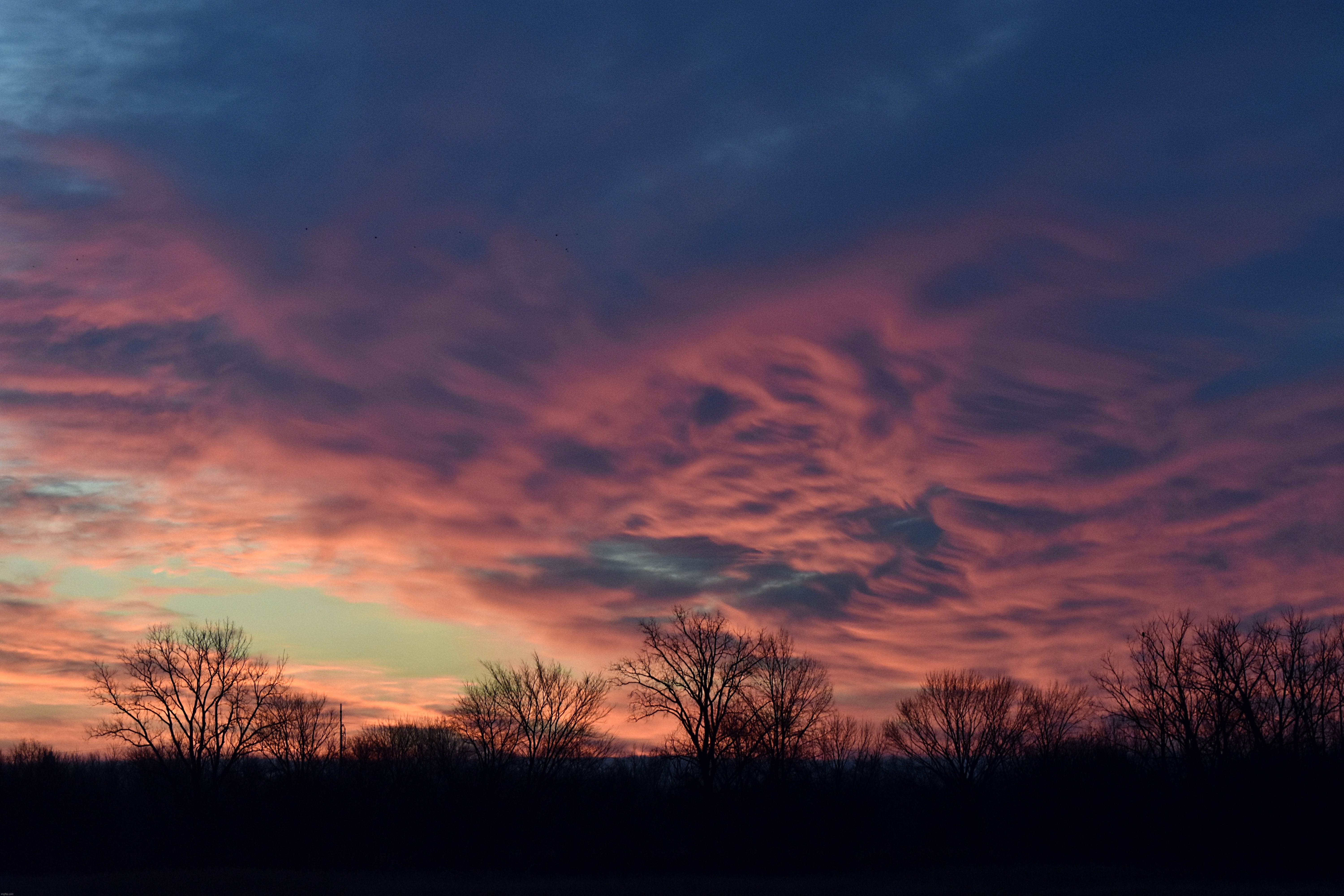 Mother nature showing off this morning. | image tagged in dawn,kewlew | made w/ Imgflip meme maker