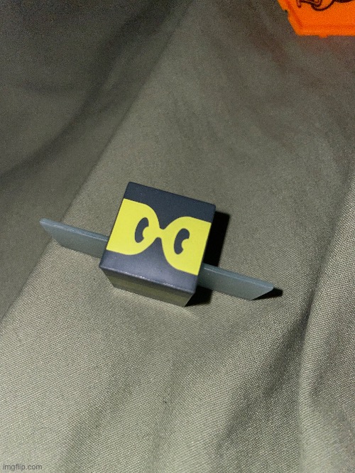 Demo be | made w/ Imgflip meme maker