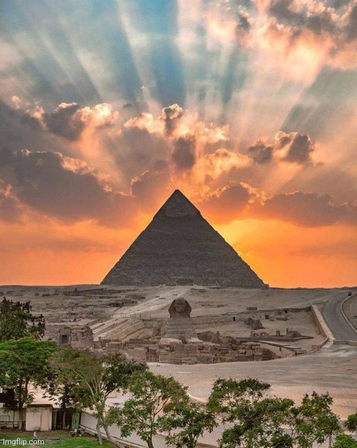 THE GLOWING PYRAMID | image tagged in egypt,the great sphinx,pyramid | made w/ Imgflip meme maker