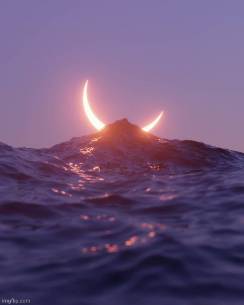 THE MOON ON THE WAVES | image tagged in the moon,ocean | made w/ Imgflip meme maker