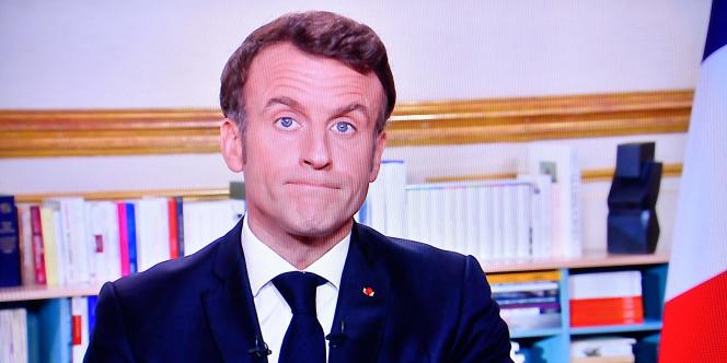 Macron predire Blank Meme Template