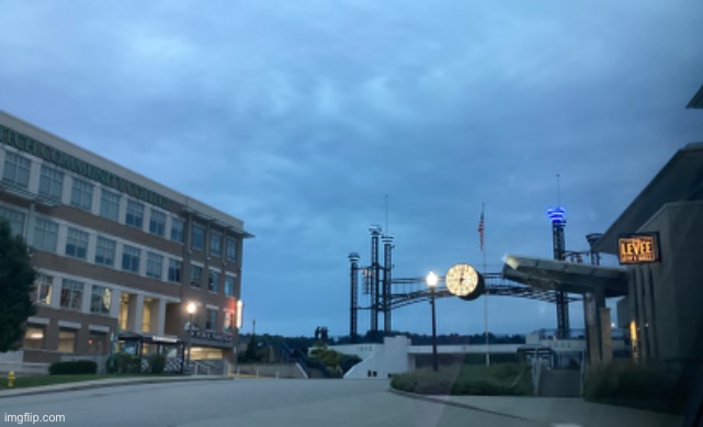 A really cool clock i saw in a town on the border of Indiana and Kentucky | image tagged in ohio | made w/ Imgflip meme maker