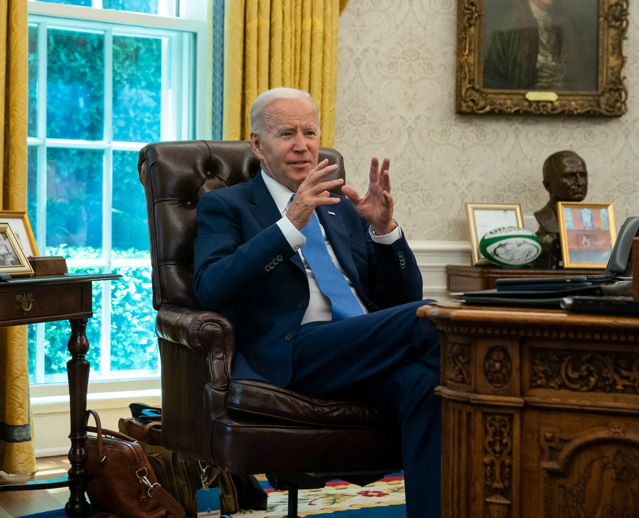High Quality Joe Biden in the Oval Office Blank Meme Template