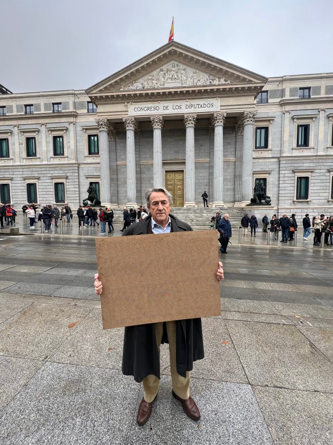 High Quality Hermann Tertsch holding sign Blank Meme Template