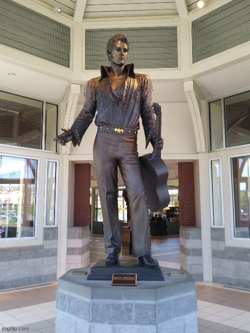 Elvis on Mud Island, Memphis Tenn. | image tagged in elvis on mud island memphis tenn | made w/ Imgflip meme maker