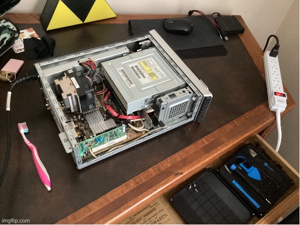I just fixed a PC that i might use for Gaming. Yes im 14 and dont have a PC | image tagged in ifix,pc gaming | made w/ Imgflip meme maker