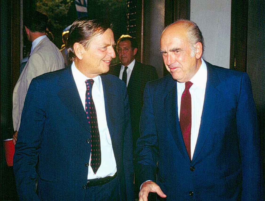 High Quality Ulof Palme with Andreas Papandreou Blank Meme Template