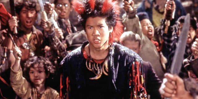 High Quality Rufio kill Blank Meme Template