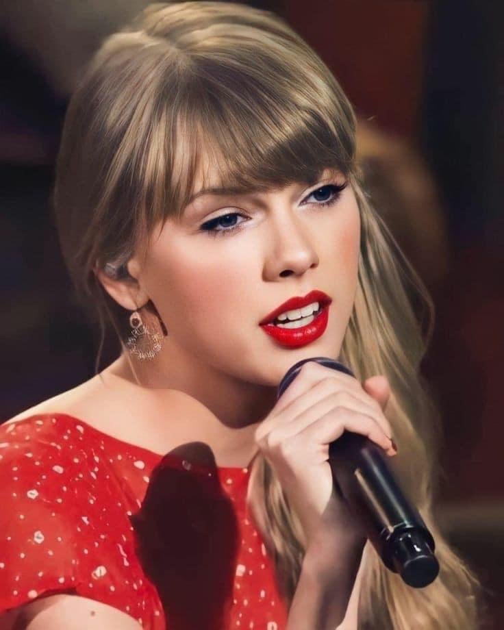 Taylor Swift performance Blank Meme Template