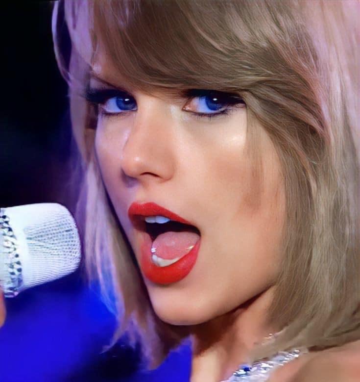 Taylor Swift performance Blank Meme Template