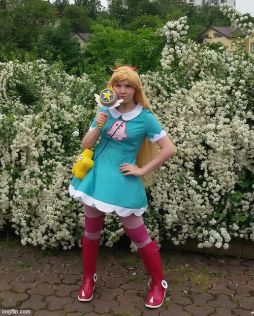 Star Butterfly Cosplay | image tagged in star vs the forces of evil,cosplay,memes,funny | made w/ Imgflip meme maker