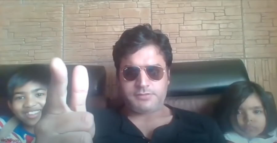 You Promised My Son Free Robux | image tagged in you promised my son free robux | made w/ Imgflip meme maker