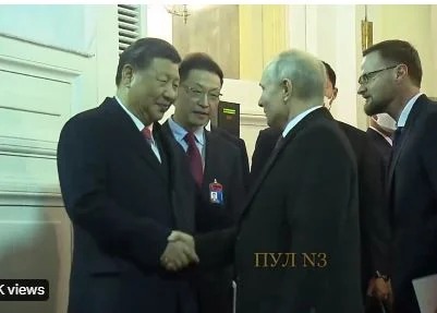 Xi and putin Blank Meme Template