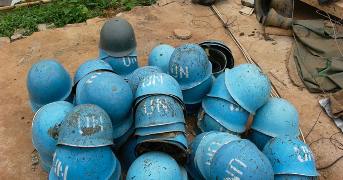 High Quality UN Helmets Blank Meme Template