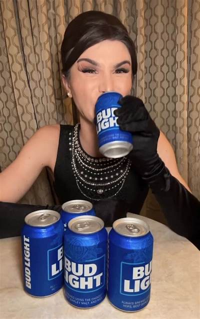 Budlight Blank Meme Template