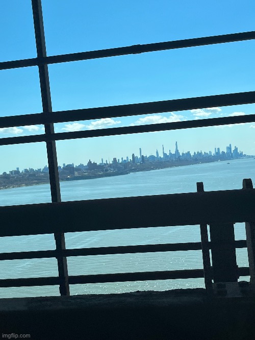 The Hudson is sparkling | made w/ Imgflip meme maker