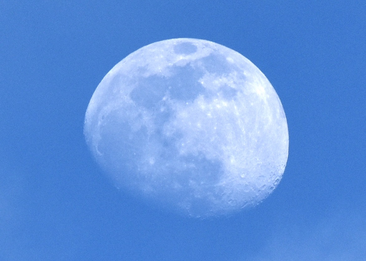 Day moon | image tagged in moon,nikon d3400,kewlew | made w/ Imgflip meme maker
