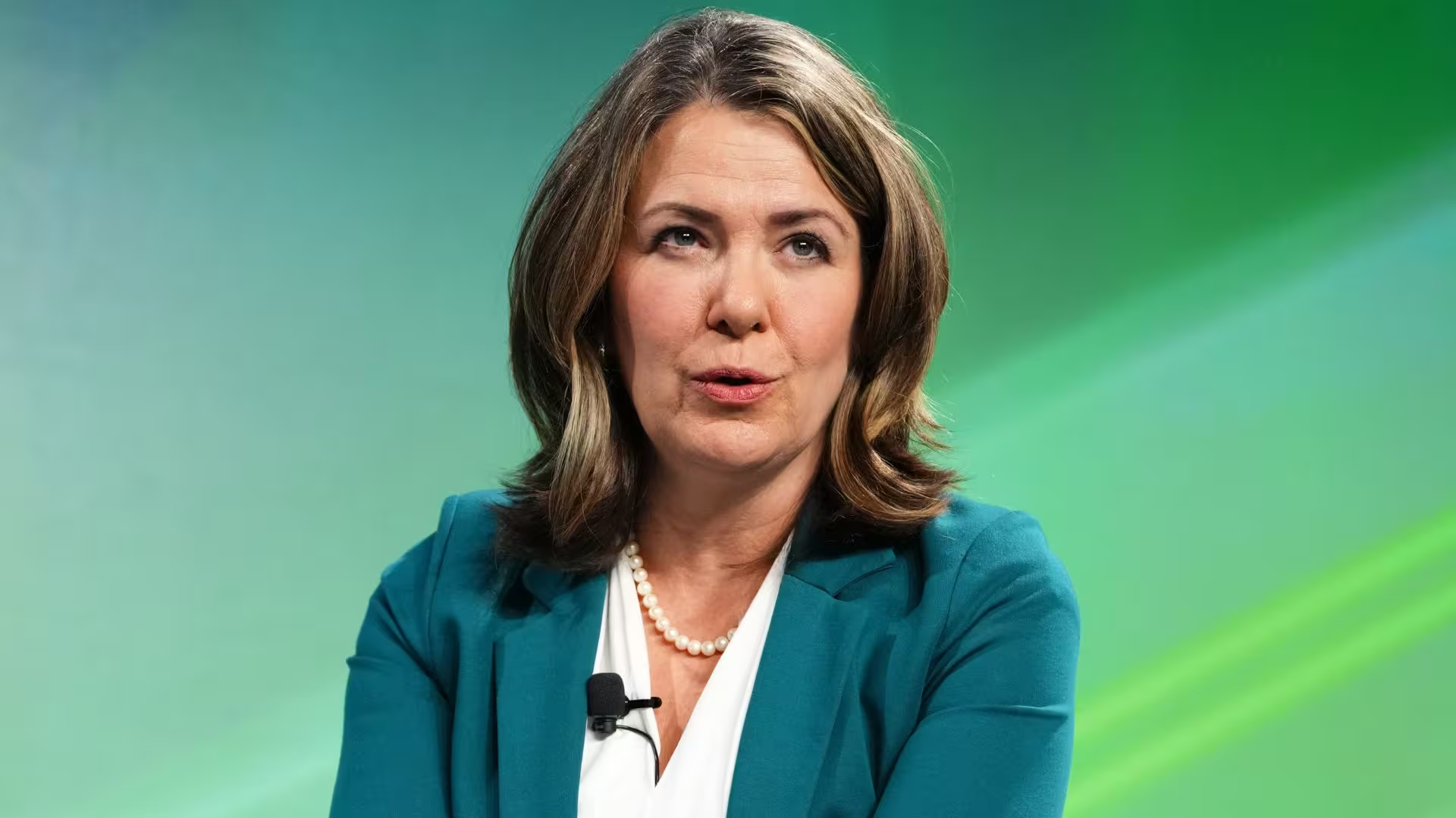 Danielle Smith Blank Meme Template