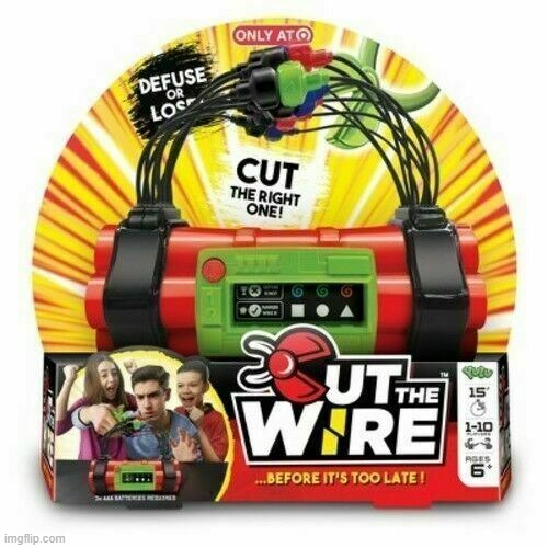 Cut the wire yulu | image tagged in cut the wire yulu | made w/ Imgflip meme maker