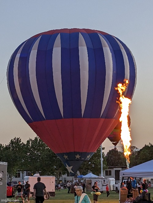 Another hot air balloon (#1,172) | image tagged in hot air balloon,pictures | made w/ Imgflip meme maker