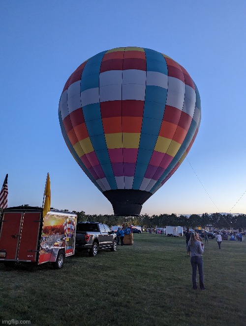 The best hot air balloon (#1,173) | image tagged in hot air balloon,pictures | made w/ Imgflip meme maker