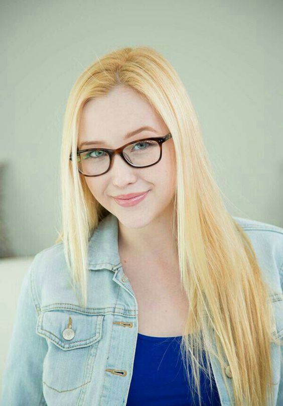 Samantha Rone Blank Meme Template