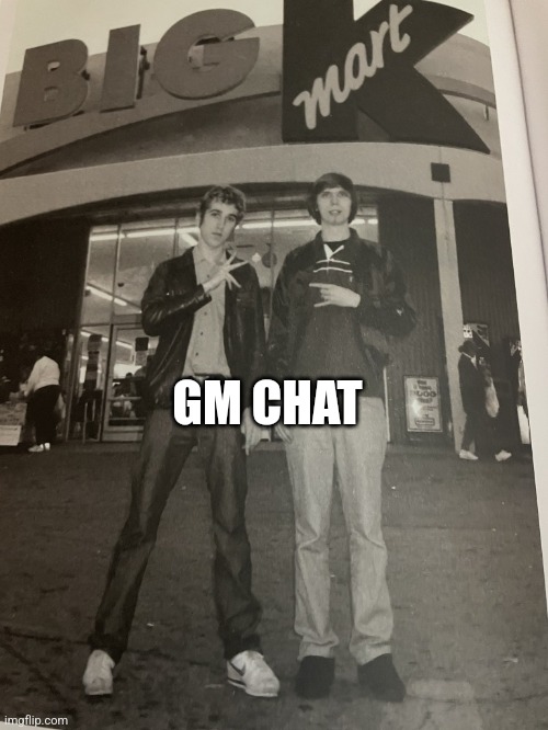 beezy pee | GM CHAT | image tagged in p | made w/ Imgflip meme maker