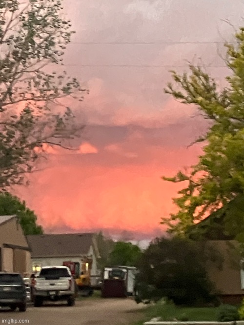 Red clouds in Wiggins, CO | image tagged in weather | made w/ Imgflip meme maker