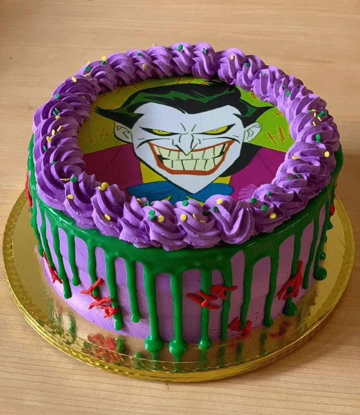 Joker Cake | Fondant cut out of the Joker. Birthday boy's na… | Flickr
