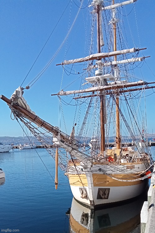 Lady Nelson replica in Salamanca bay | image tagged in shareyourphotos | made w/ Imgflip meme maker