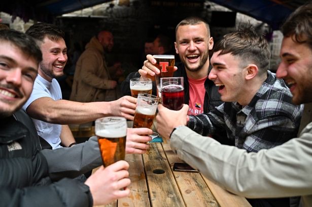 Sunday pints Blank Meme Template