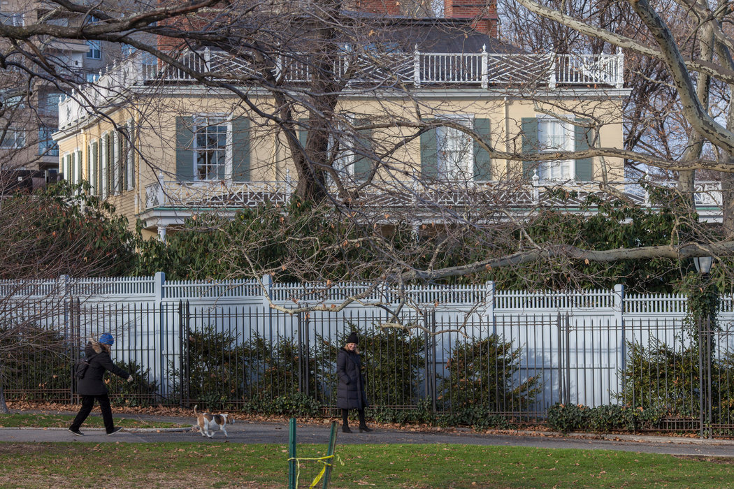 High Quality Gracie mansion 1 Blank Meme Template