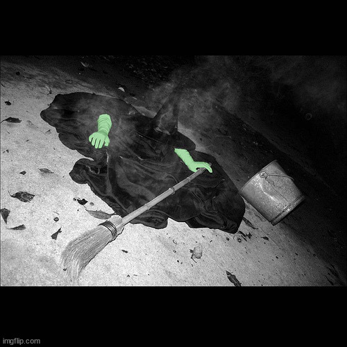 Melting Witch | image tagged in melting witch | made w/ Imgflip meme maker