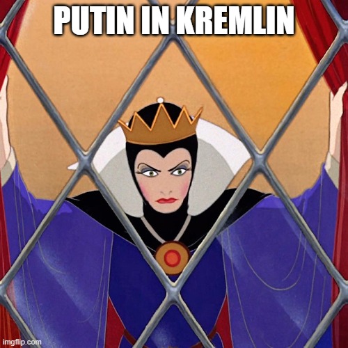 Putin in kremlin | PUTIN IN KREMLIN | image tagged in evil queen | made w/ Imgflip meme maker