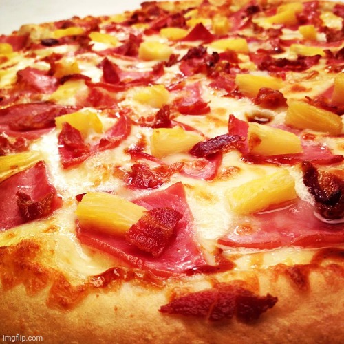 Hawaiian pizza | image tagged in hawaiian pizza | made w/ Imgflip meme maker